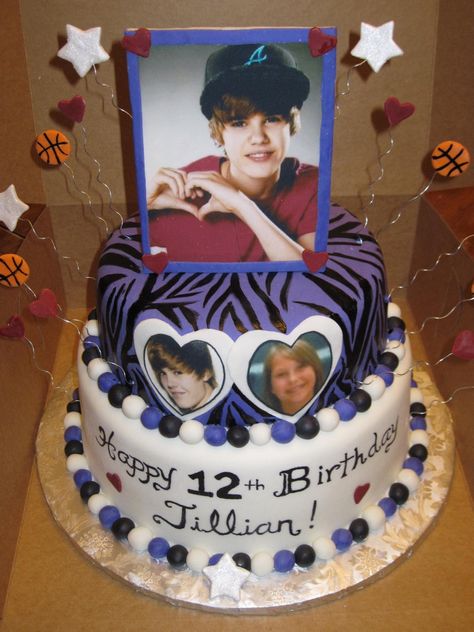 Justin Bieber Cake, Justin Bieber Party, Justin Bieber Birthday, Paper Picture, Edible Paper, Cake Central, Childrens Birthday Cakes, Justin Beiber, Just Cakes