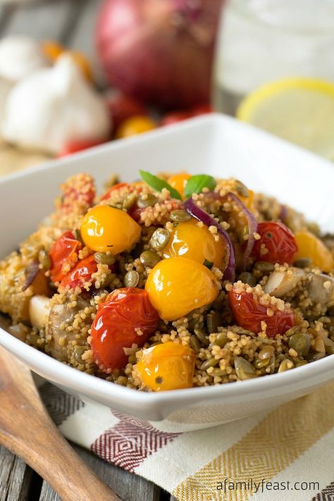 Couscous with Lentils and Vegetables - A Family Feast® Whole Wheat Muffins, Rice And Vegetables, Creamy Chicken And Rice, Family Feast, Tasty Vegetarian Recipes, Lentil Recipes, Delicious Vegetarian, Weight Watchers Recipes, Yummy Sides