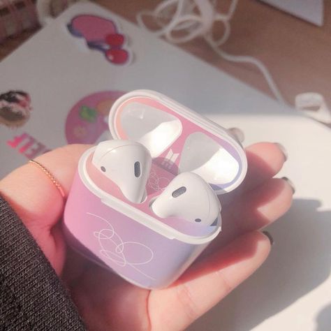 [[BT21]] #bts #bt21 #bt21aesthetic #taehyung #jungkook #jhope #rm #jin #jimin #suga #btscasing #bt21airpods 🍒✨ Airpods Aesthetic, Air Aesthetic, Cute Ipod Cases, Earbuds Case, Electronics Mini Projects, Apple Phone Case, Ipod Cases, Bts Merch, Electronics Design