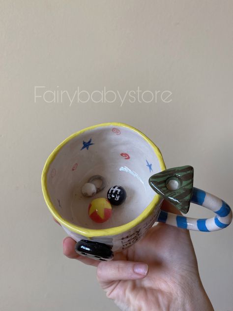 Handmade Ceramic Mugs, Coraline Art, Coraline Movie, Coraline Aesthetic, Coraline Jones, Sculpture Art Clay, Clay Diy Projects, Clay Crafts Air Dry, Mug Handmade