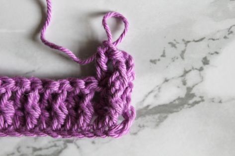 How to Crochet the Twist Stitch Twisted Double Crochet Stitch, Simple Crochet Pattern, Crochet Twist, Simple Crochet, Learn How To Crochet, Double Crochet Stitch, Crochet Stitch, Easy Crochet Patterns, How To Crochet