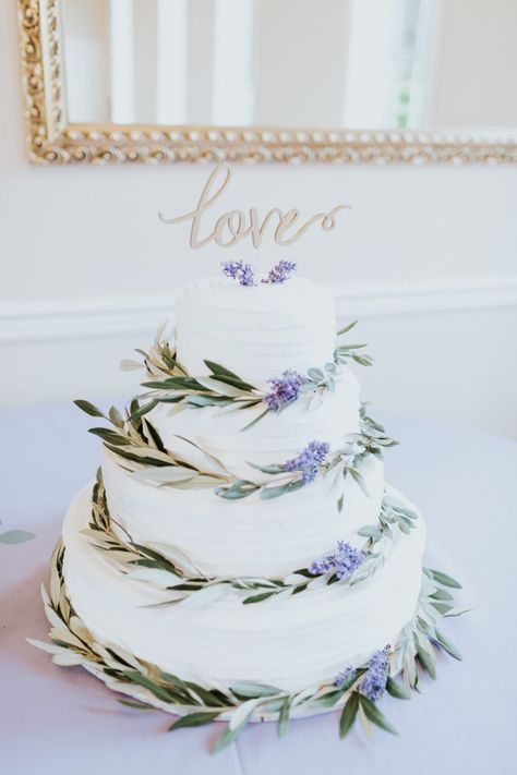 Wedding Cake Lavender, Wedding Cake With Greenery, Cake With Greenery, Adventure Cake Topper, Cake Lavender, Greenery Decorations, Lavender Wedding Theme, Lavender Wedding Cake, Lavender Cake