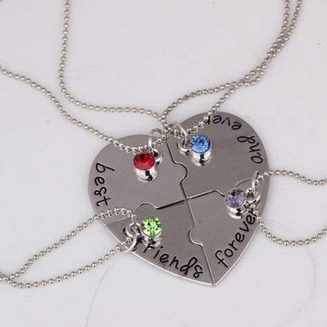 Necklace Best Friends, Puzzle Necklace, Bff Jewelry, Heart Puzzle, Forever And Ever, Friend Jewelry, Bff Necklaces, Best Friend Jewelry, Best Friend Necklaces