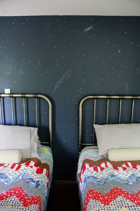 Night Sky Accent Wall, How to Paint a Star Wall, www.BrightGreenDoor.com Shared Boys Bedroom, Sky Bedroom, Accent Wall Diy, Blue Starry Sky, Colors Bedroom, Vintage Kids Room, Room Revamp, Space Themed Room, Industrial Home Design