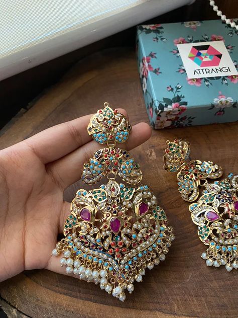 Vintage Indian Jewelry, Indian Wedding Jewelry Sets, Indian Jewelry Earrings, Bridal Jewelry Vintage, Oversized Earrings, Fancy Jewellery Designs, Antique Bridal Jewelry, Indian Jewellery Design Earrings, Indian Jewelry Sets