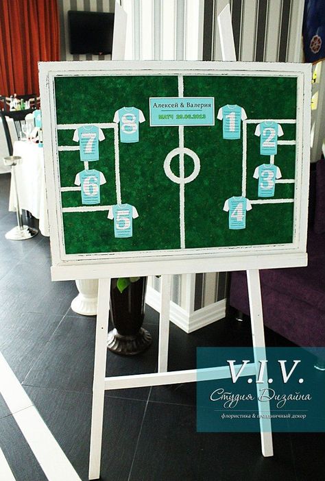 Soccer Wedding, Football Wedding Theme, Sports Themed Wedding, Football Wedding, Recuerdos Primera Comunion Ideas, Plan Wedding, Soccer Theme, Sports Wedding, Football Themes