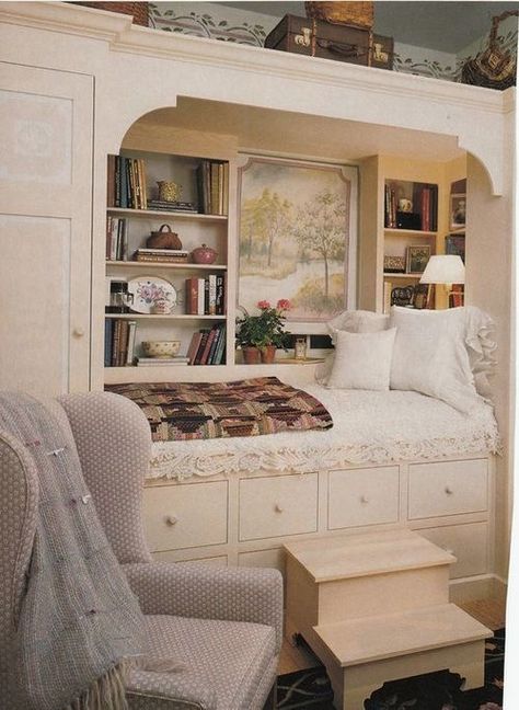 Built In Beds, Bunk Room Ideas, Alcove Bed, Bed Aesthetic, Sleeping Nook, Bed Nook, Murphy Bed Ikea, Built In Bed, Bed In Closet Ideas