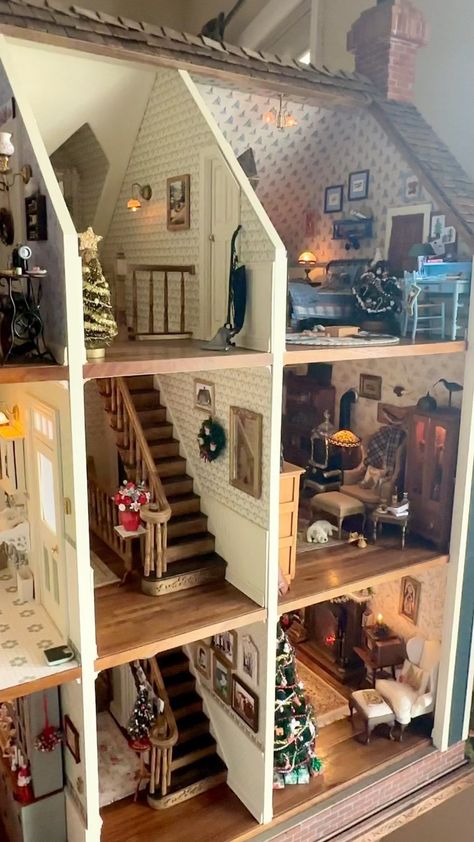 Boy Dollhouse, Busy Drawing, Doll House For Boys, Mini Nursery, Vermont Farmhouse, Big Doll House, Dollhouse Decorating, Mommy Hacks, Dollhouse Design