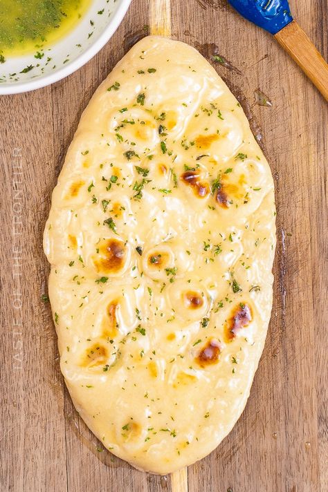 Garlic Butter Naan is a delicious and easy-to-make Indian flatbread. It's perfect for a quick and tasty side dish or paired with your favorite grilled meat. Cruffin Recipe, Butter Naan, Best Easy Dinner Recipes, Indian Flatbread, Quick Side Dish, Recipes With Naan Bread, Dinner Favorites, Quick Side Dishes, Homemade Bread Easy