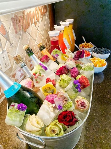 I’ve Cubes With Flowers, Ice Holder For Party, Floating Bridal Shower Ideas, Ice Trays Ideas, Bridal Shower Paint And Sip Party Ideas, Bridal Shower Balloon Ideas, Ice With Flowers Inside, Bridal Shower Ideas Flowers, Fairy Bridal Shower Ideas