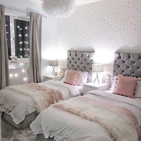 Interioresta on Instagram: “What a beautiful room for the twins!! ❤️❤️❤️🤪🤪❤️❤️❤️🥰What do you like about this decor? Comment below🥰😍 ❤️Credit- @luckyplot13 Follow…” Twin Girl Bedrooms, Sister Bedroom, Teenage Room Decor, Shared Girls Room, Sister Room, Shared Girls Bedroom, تصميم داخلي فاخر, تصميم للمنزل العصري