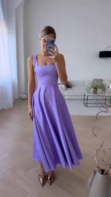 Backless Long Dress, Graduation Dresses, Square Neck Dress, Rock Design, Pleated Midi Dress, Luxury Dress, Slim Dresses, Aaliyah, Guest Outfit