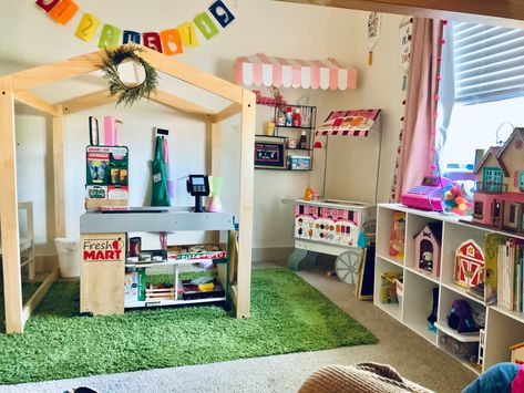 Melissa And Doug Playroom Ideas, Pretend Play Playroom Ideas, Melissa And Doug Playroom, Mansion Playroom, Melissa And Doug Grocery Store Makeover, Barbie Play Area, Speech Therapy Office, Kids Play Store, Small Playroom Ideas