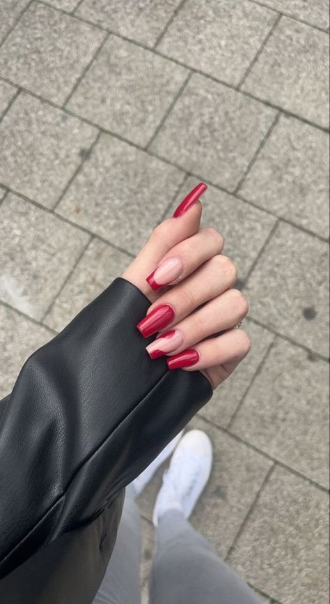 #BEAUTY, #RELATIONSHIPS #Fashion #Animals #Outfits #Winter Outfits #Animals Nail Inspo Red, Urban Nails, Multicolored Nails, December Nails, Minimal Nails, Casual Nails, Simple Acrylic Nails, Coffin Shape Nails, Soft Nails