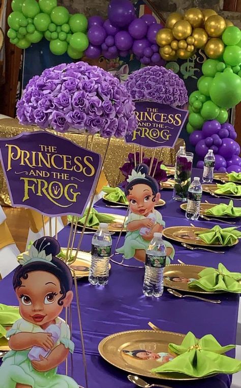 Princess In The Frog Party, Princess And Frog Gender Reveal, Tiana Princess And The Frog Theme Party, Princess And Frog 1st Birthday, Princess And Frog Baby Shower Decorations, Princess And The Frog Table Decorations, Baby Princess Tiana Birthday Party, Princess & The Frog Baby Shower Theme, Princess Tiana 1st Birthday Party Ideas