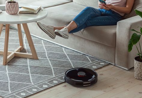 Embrace a New Era of Effortless Cleanliness with Self Cleaning Robot Vacuums Elite Hits Spotlight Robot Mop, House Chores, Cleaning Robot, Making Life Easier, Smart Solutions, Dust Collection, Home Cleaning, Robot Vacuum Cleaner, Robot Vacuum