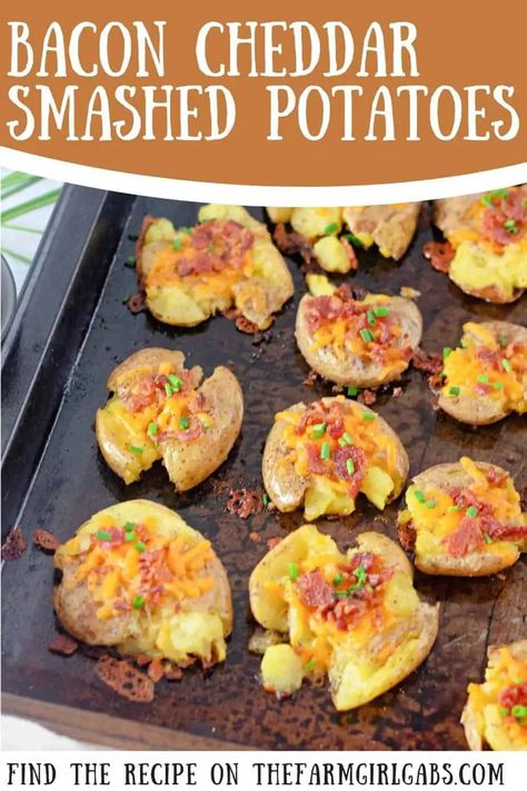 Cheesy Smashed Potatoes Baked, Loaded Smashed Potatoes, Smashed Potatoes Baked, Potato Side Dishes Easy, Peameal Bacon, Cheddar Cheese Recipes, Smashed Potatoes Recipe, Potato Side Dish, Baked Potato Salad