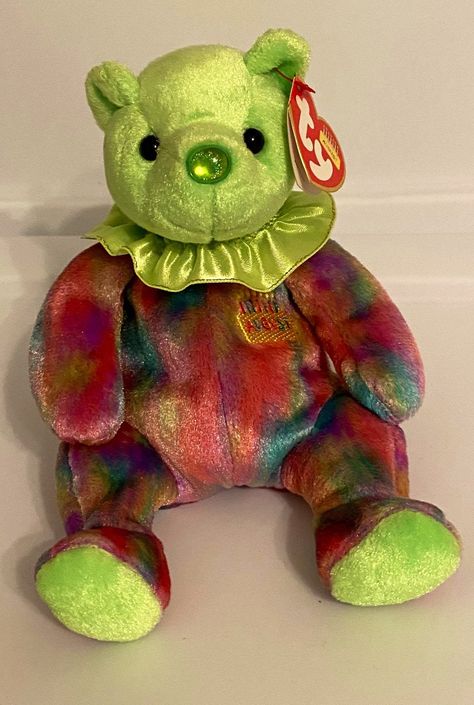 Ty Beanie Baby AUGUST - the Birthday Bear AUGUST My nose is the color of my birthstone. Peridot It brings romance, loyalty and laughter Beanie Babies Aesthetic, Ty Plush, Birthday Bear, Baby Wishlist, Beanie Buddies, Bear Hug, Cute Stuffed Animals, Beanie Babies, Beanie Baby