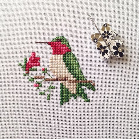 Cross Stitch Embroidery Patterns, Stitches Pattern, Cross Stitch Necklace, Unique Cross Stitch, Small Cross Stitch, Cross Stitch Christmas Ornaments, Cross Stitch Patterns Flowers, Cross Stitch Bird, Mini Cross Stitch