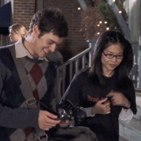 Dave Gilmore, Dave Rygalski, Gilmore Girls Lane, Couple Scene, Keiko Agena, Lane Kim, Relationship Aesthetic, Adam Brody, Team Logan