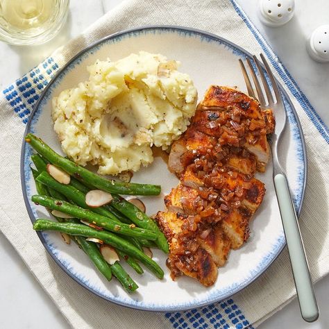 Recipe: Balsamic Chicken & Green Beans with Parmesan Mashed Potatoes - Blue Apron Parmesan Mashed Potatoes, Blue Apron Recipes, Chicken Green Beans, Seared Chicken, Pan Sauce, Hello Fresh Recipes, Meal Kits, Kitchen Gear, Balsamic Chicken