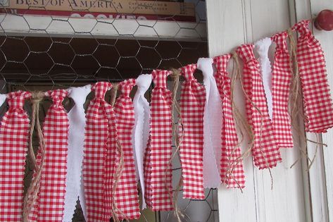 Fabric Strip Banner, Red And White Wedding Decorations, Rag Tie Banner, Bbq Decorations, Picnic Decor, Christmas Fireplace Mantels, Country Picnic, Red Wedding Decorations, Picnic Birthday Party