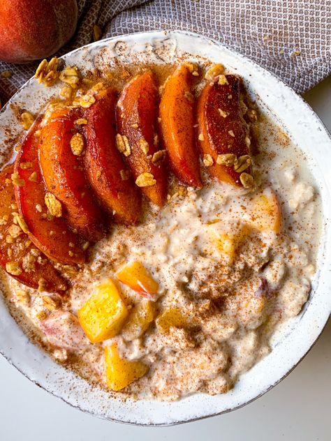 Creamy Peach Crisp Overnight Oats - The Dish On Healthy Creamy Overnight Oats, Peach Crisp, Oat Crumble, Oatmeal Bowls, Honeycrisp Apples, Overnight Oats Recipe, Good Foods To Eat, Food Quality, Easy Delicious