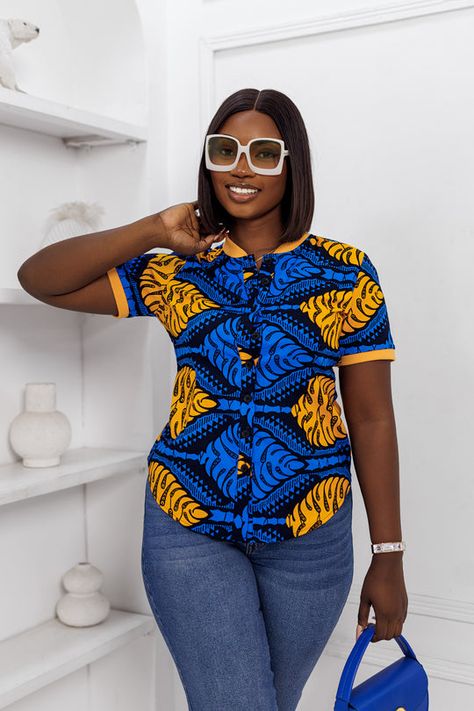 African Print Tops With Jeans, Ankara Tops Blouses, Ankara Top Styles, Ankara Blouse, African Blouses, Ankara Clothing, Ankara Tops, African Tops, African Fabric Dress