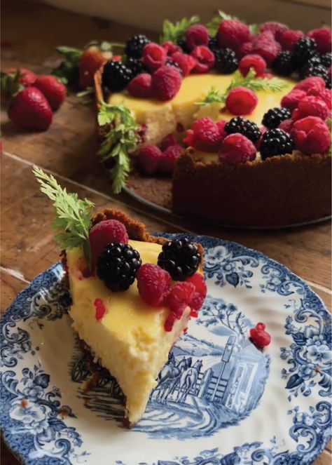 Lemon Cheesecake with Homemade Crust Ballerina Farms Recipes, Ballerina Farm Recipes, Ballerina Farms, Ballerina Farm, Homemade Graham Cracker, Farm Recipes, Homemade Crust, Tummy Yummy, Homemade Graham Crackers