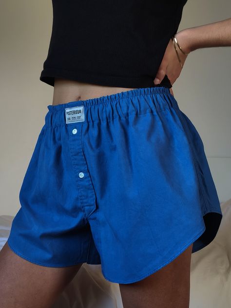 Unisex boxer shorts upcycled with second hand shirt. 100% made in France 🇫🇷 Boxer Fits Women, Mens Boxers Outfit Female, Boxers Outfit Female, Boxers Outfit, Boxer Shorts Outfit, Boxers Women, Vintage Pajamas, Pajama Fashion, Sleepwear Fashion