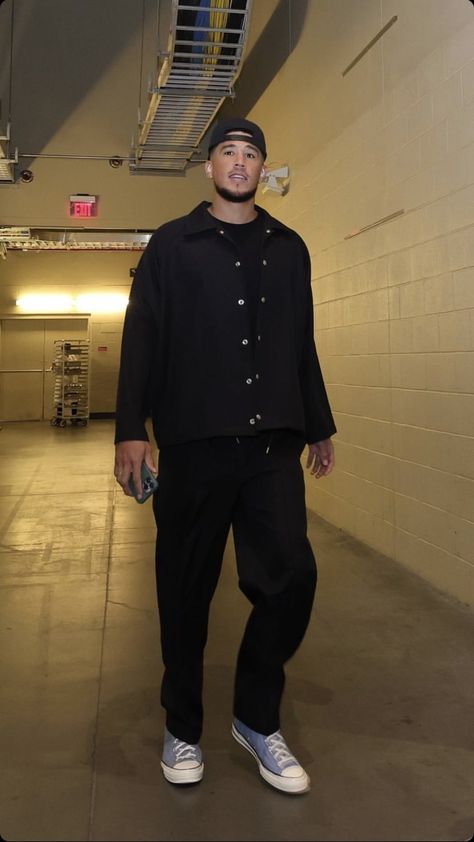 Devin Booker Fits, Devin Booker Style, Nba Outfits Men, Dbook Fits, Devin Booker Outfits, Johnny Edlind, Minimal Streetwear, Formal Dresses For Men, King Style