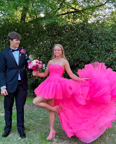 Tool Dress, Pink Tools, Famous Dress, Corset Dress Prom, Bridal Shower Dress, Cute Spring, Prom Outfits, Pink Shoes, Spring Dress