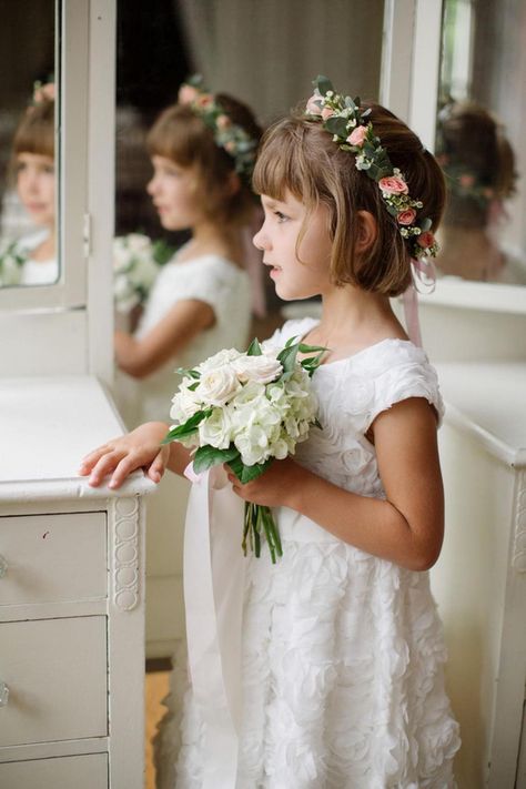 flower girl holding a nosegay bouquet of white flowers and a small floral head wreath Types Of Wedding Bouquets, Floral Head Wreath, Small Wedding Bouquets, Wedding Questions, Flower Girl Bouquet, Flower Girl Accessories, Mini Bouquet, Flower Girl Headbands, Blue Photo