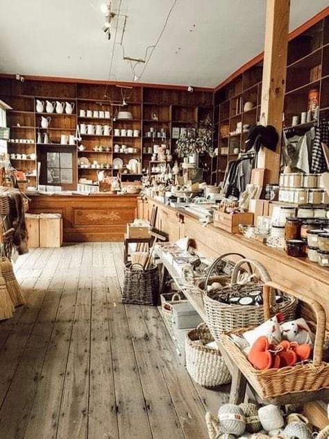 Small Mercantile Store, Old Fashioned General Store, Country Market General Store, Modern Mercantile Store Ideas, Country General Store, Vintage Shop Interior Design, Small Market Store, Farm Store Aesthetic, General Store Ideas