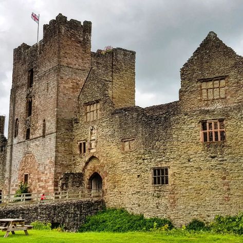 Ludlow Castle, Shropshire England, Historical Places, Historical Place, Instagram A, Entrance, Castle, England, House Styles