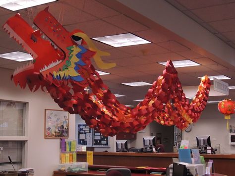 Hidden Bathroom, New Year Crafts For Kids, Chinese New Year Crafts For Kids, Paper Dragon, Chinese New Year Dragon, New Year Crafts, Chinese Crafts, Chinese New Year Crafts, New Year Art