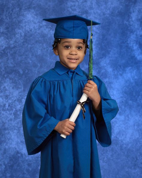 Graduation Kindergarten Graduation Pictures, Portraits For Kids, Elementary Graduation, Graduation Cap And Gown, Graduation Gown, African Traditional Wear, Kids Graduation, Shweshwe Dresses, Latest African Men Fashion