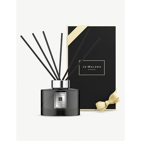 JO MALONE LONDON VELVET ROSE & OUD SCENT SURROUND™ DIFFUSER 165ML. #jomalonelondon Wild Bluebell, Oud Perfume, Velvet Rose, Damask Rose, Candle Diffuser, Jo Malone London, Jo Malone, 5 Months, Floral Scent