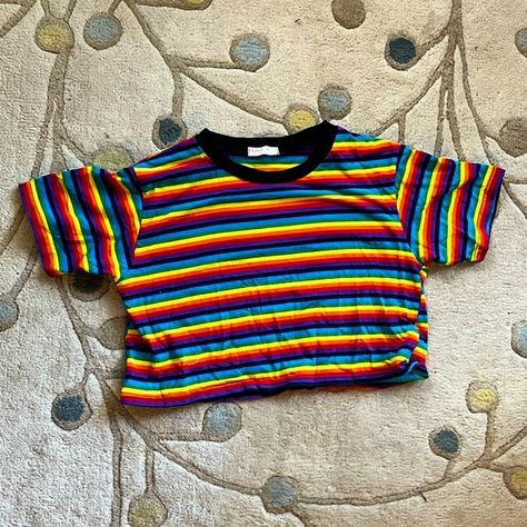 Rainbow crop top Rainbow Crop Top, Loose Crop Top, Graphic Crop Top, Colorful Crop Tops, Girl Online, Future Me, Cool Clothes, Crop Shirt, Meet The Artist