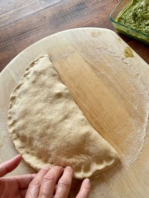 Best Sourdough Starter Recipe, Calzone Dough, Fermented Drinks, Recipe Using Sourdough Starter, Homemade Ricotta, Sourdough Bread Starter, Calzone Recipe, Strawberry Soda, Sourdough Starter Discard Recipe