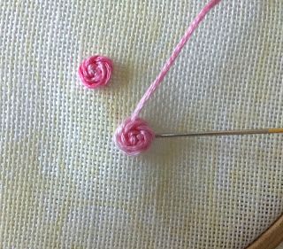 Humming Needles: Stem Stitch Rose with Knotted Center - Tutorial Stem Stitch, Embroidery Book, Embroidery Stitches Tutorial, Brazilian Embroidery, Rose Embroidery, Silk Ribbon Embroidery, 자수 디자인, Crewel Embroidery, Hand Embroidery Stitches