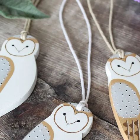 Barn Owls, Barn Owl, Air Dry Clay, Clay Art, Hanging Ornaments, Owls, Tree Decorations, Cute Animals, Christmas Decorations