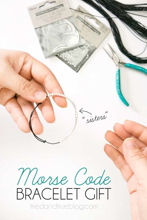 Morse Code Bracelet Valentine's Day Gift - Easy to make, perfect to give! #valentinesday #diyjewelry Morris Code, Sailor Knot Bracelet, Morse Code Words, Morse Code Jewelry, Code Bracelets, Morse Code Necklace, Beaded Bracelets Tutorial, Morse Code Bracelet, Craft Stuff