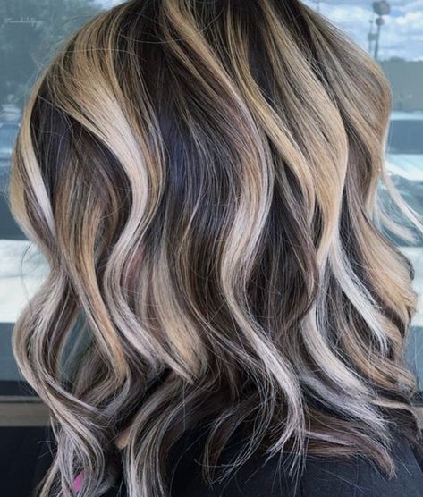 Spring Summer 2024 Hair Trends, Balyage Long Hair Brunette To Blonde, Popular Hair Colors 2024, Summer Color Hair, Caramel Hair Color, Fall Hair Colors For Blondes, Hair Colors For Blondes, Body Nails, Rambut Brunette