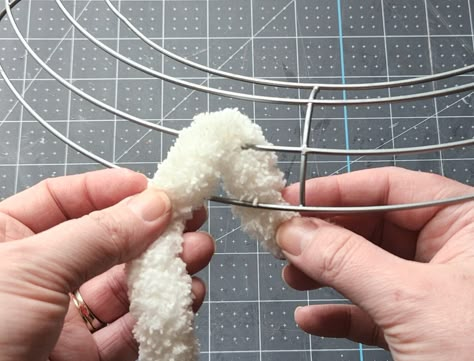 How To Wrap A Wire Wreath, Yarn Wrapped Wreath Diy, Easter Yarn Wreath, Dollar Tree Bunny Wreath Form Ideas, Loop Yarn Wreath Ideas, Bunny Wire Wreath Diy, Making A Wreath With A Wire Frame, Wire Bunny Wreath, Egg Wreath Form