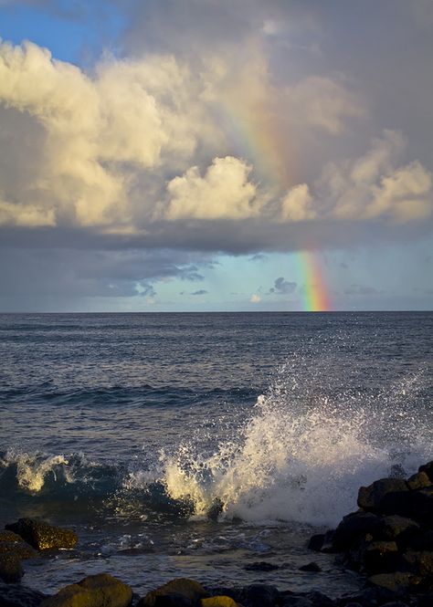 Kauai Rainbow Rainbow Ocean, Rainbow Images, Rainbow Pictures, Rainbow Photo, Kauai Hawaii, Beautiful Rainbow, Over The Rainbow, Pics Art, Kauai