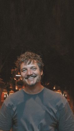 Pedro Pascal Snl Hospital, Pedro Pascal Iphone Wallpaper, Pedro Pascal Lockscreen, Pablo Pascal, Pedro Pascal Wallpaper, Pascal Wallpaper, John Bernthal, Hot Dads, Image Film