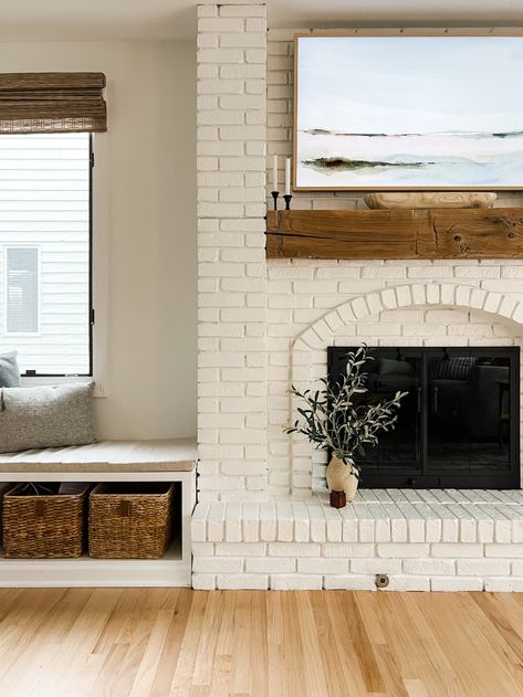 How to Paint a Brick Fireplace + What Paint to Use - Home with Janny Exposed Brick Fireplaces, White Wash Brick Fireplace, Red Brick Fireplaces, White Brick Fireplace, Painted Brick Fireplace, Painted Brick Fireplaces, Brick Fireplace Makeover, White Wash Brick, Paint Fireplace