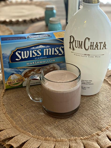 Rum Chatta Drinks, Rumchata Hot Chocolate, Rumchata Recipes Drink, Rumchata Drinks, Rumchata Recipes, The Cookin Chicks, Cocoa Recipes, Boozy Drinks, Mixed Drinks Recipes