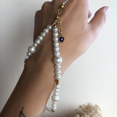 Personalized Simple Pearl Phone Strap, Evil Eye Phone Charm, Cute Gold Heart Phone Chain, Dainty Phone String, gift for her, wedding gift Evil Eye Phone Charm, Pearl Phone Charm, Pearls Diy, Simple Pearl, Phone Chain, Phone Strap, Phone Charm, Gold Heart, Bead Designs